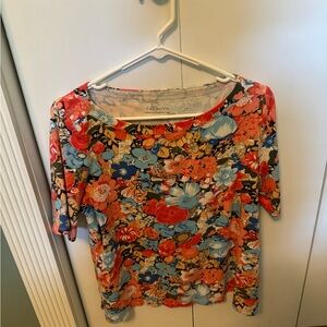 Nice Talbots Top. Like New Condition Size Large